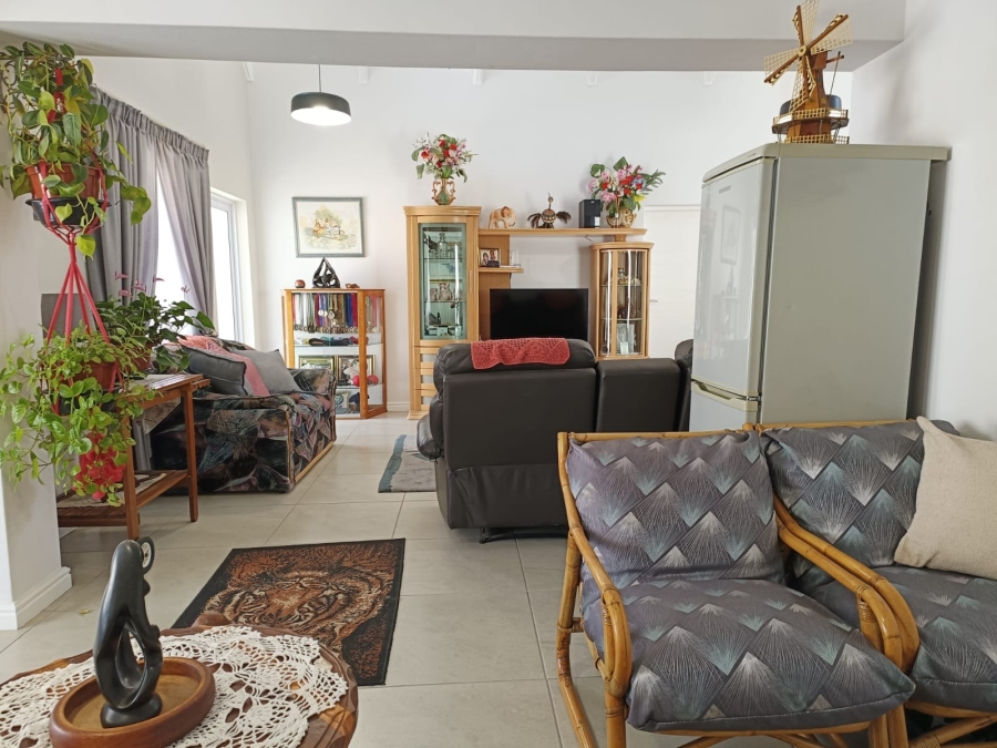 3 Bedroom Property for Sale in Jacobsbaai Western Cape